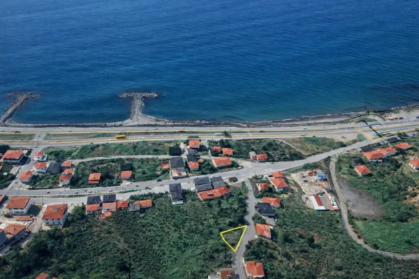 Satılık Arsa - Yeşilyalı Mahallesi, 374 m²