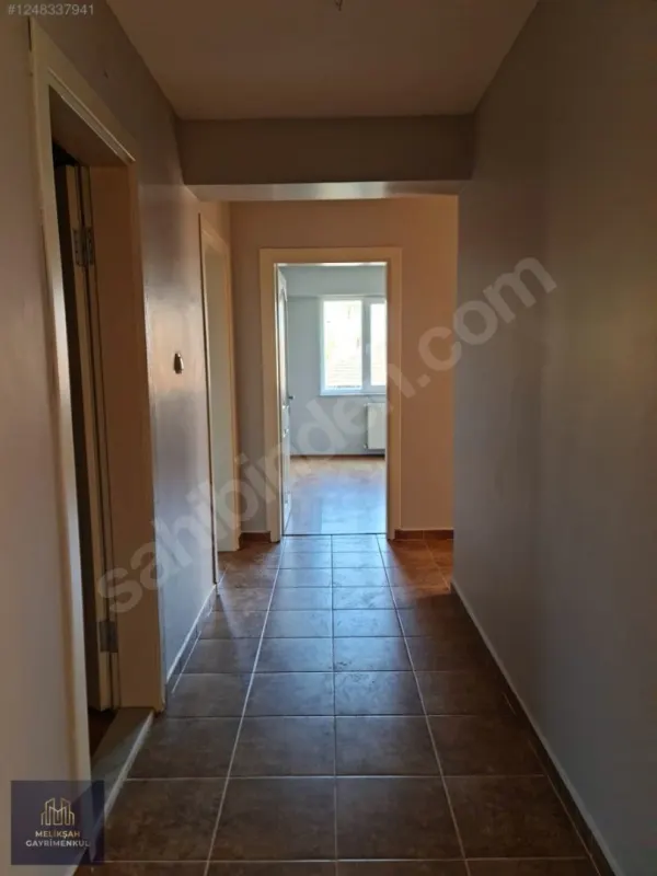 Hendek Merkezde 130m² Satılık 3+1 Daire, Kombi, Otopark — görsel 5
